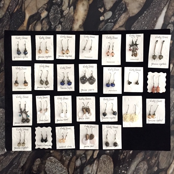 Earrings Lot - Picture 2 of 3